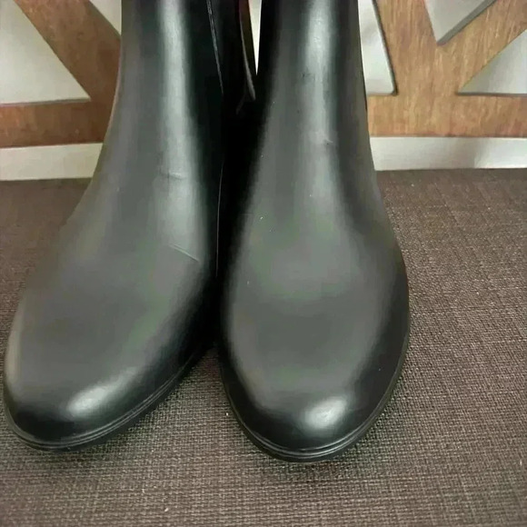 Sam Edelman Tinsley Rubber Boots used like a New - Picture 2 of 9